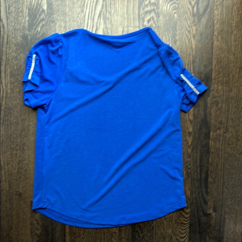 Women’s Relaxed Blue Short Sleeve Tee with rhinestones along ruched sleeves - Picture 5 of 7